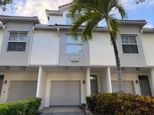 2205-2052 Alta Meadows Ln, Delray Beach, FL, 33444-1182 | Card Image