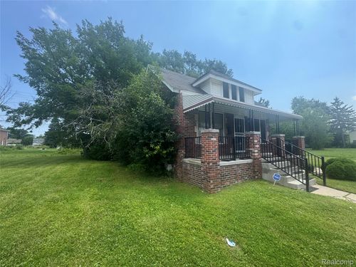 9306 Hayes St, Detroit, MI, 48213-2094 | Card Image