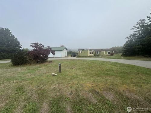 262 Moonstone Pl, Oak Harbor, WA, 98277-8707 | Card Image