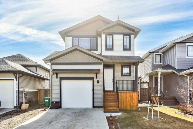 165 Bras D'or Road W, Home with 3 bedrooms, 2 bathrooms and 2 parking in Lethbridge AB | Image 1