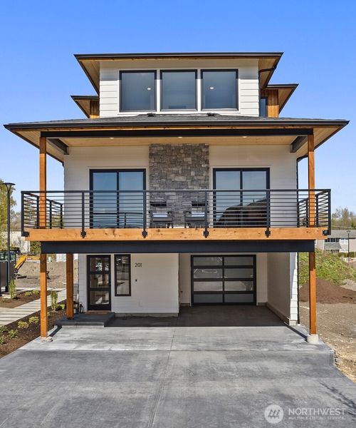 214 Skipping Stone Loop, Lynden, WA, 98264-1414 | Card Image