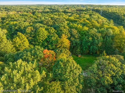 728 E Romeo Rd, Oakland, MI, 48363-1639 | Card Image