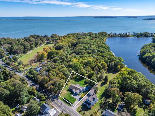 10940 Main Rd, East Marion, NY, 11939-1520 | Card Image