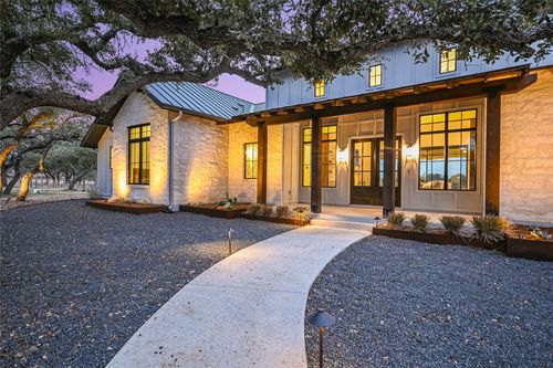 207 Gwendolyns Trl, Wimberley, TX, 78676-2534 | Card Image