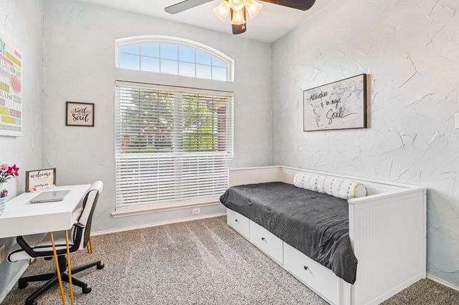 1708 Crestmeadow Ln, House other with 3 bedrooms, 2 bathrooms and null parking in Mansfield TX | Image 23
