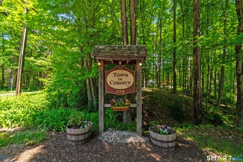 451-229 Bacon Pond Rd, Woodbury, CT, 06798-3677 | Card Image