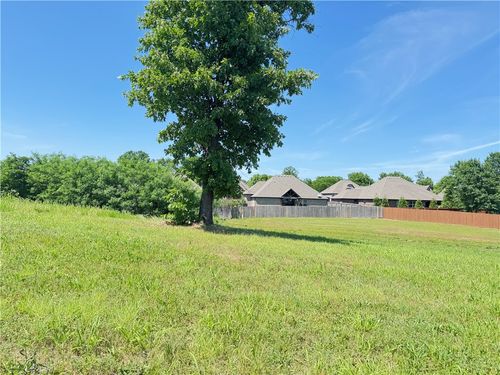 6300 Sw Fair View Blvd, Bentonville, AR, 72713-9146 | Card Image