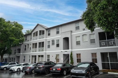 204-5011 Sunridge Palms Dr, TAMPA, FL, 33617-1469 | Card Image