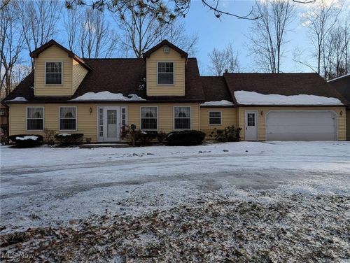 2 Twin Cherry Lane, Geneva, OH, 44041 | Card Image