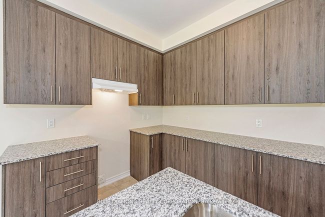 637 Fullum Landing, House other with 4 bedrooms, 3 bathrooms and 2 parking in Milton ON | Image 13