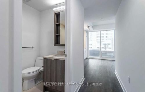 2711-115 Blue Jays Way, Toronto, ON, M5V0N4 | Card Image