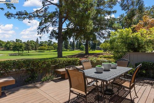 586 Cambrian Way, Danville, CA, 94526-6202 | Card Image