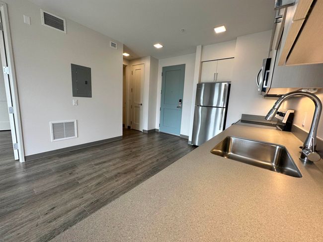 APT-304 - 409 Elm St, Condo with 1 bedrooms, 1 bathrooms and null parking in Manchester NH | Image 11