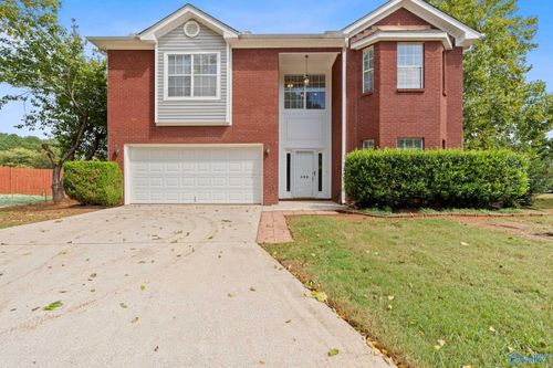 469 Sussex Dr Sw, Huntsville, AL, 35824-1341 | Card Image