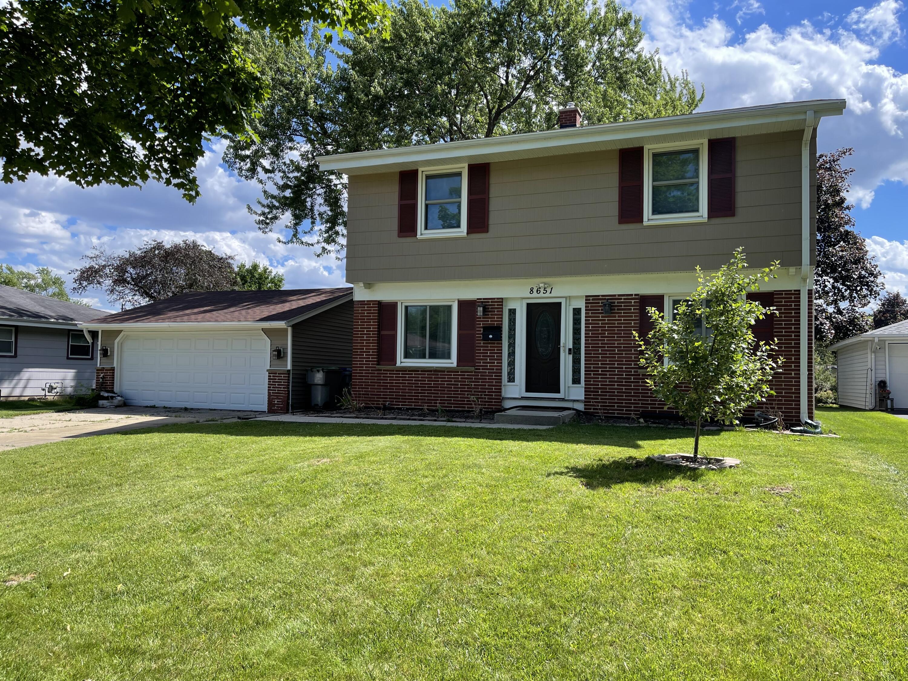 Dallas St, Milwaukee, WI 53224