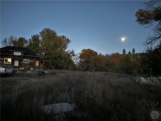 Night time with moon in the south eastern sky. | Image 4