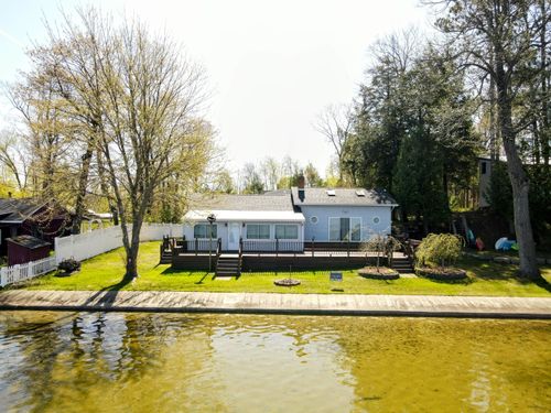 20119 Merritt Ave, Chippewa Lake, MI, 49320-5214 | Card Image