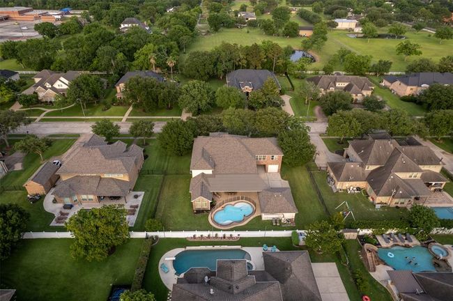 3602 Lindhaven Dr, House other with 4 bedrooms, 4 bathrooms and 4 parking in Pearland TX | Image 48
