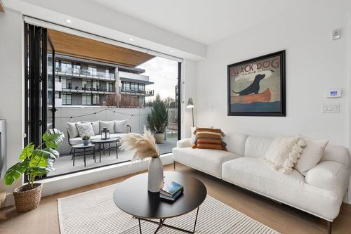 205-5089 Quebec St, Vancouver, BC, V5W0E5 | Card Image