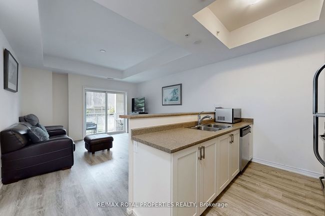 112 - 650 Gordon St, Condo with 2 bedrooms, 1 bathrooms and 1 parking in Whitby ON | Image 12