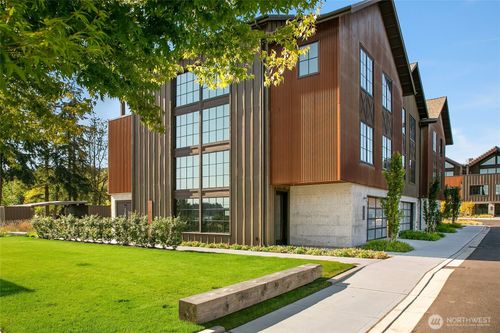 unit-d240-4533 Flying Goat Ave Ne, Bainbridge Island, WA, 98110-5390 | Card Image