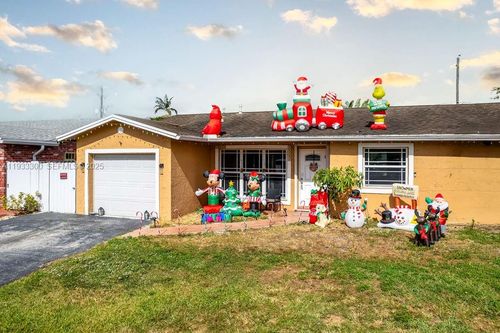 11751 Nw 32nd Mnr, Sunrise, FL, 33323-1215 | Card Image