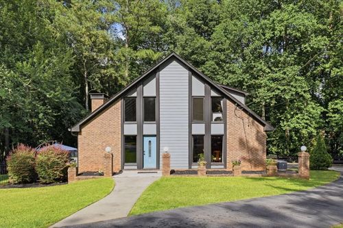 1605 Saint Tropez Way, Sandy Springs, GA, 30350-4316 | Card Image