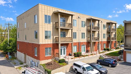 apt-201-817 Flynn St, Chattanooga, TN, 37403-2648 | Card Image