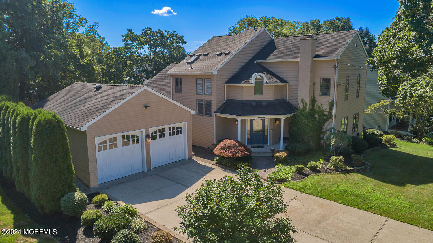 First Ave, Allenwood, NJ 08720