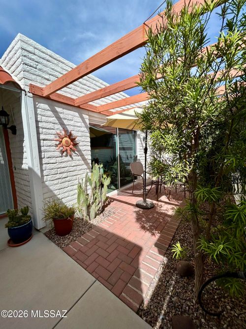 2009 N Calle De Vida, Tucson, AZ, 85715-4202 | Card Image