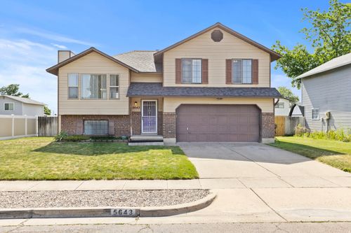 5643 S 2950 W, Roy, UT, 84067-1175 | Card Image