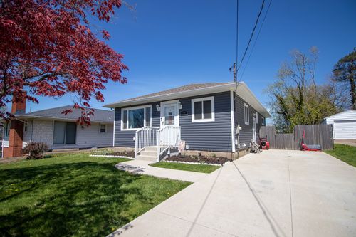 4307 Greengarden Rd, Erie, PA, 16509-1126 | Card Image