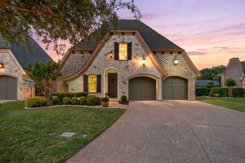 825 Creekview Ln, Colleyville, TX, 76034-2847 | Card Image