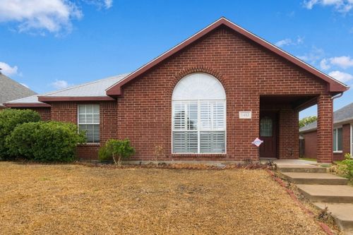 1412 Toplea Dr, Euless, TX, 76040-4976 | Card Image