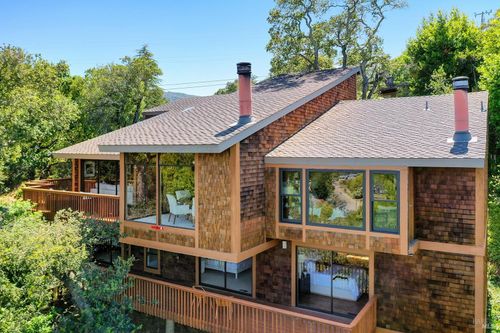 42 Eagle Drive, Novato, CA, 94949 | Card Image