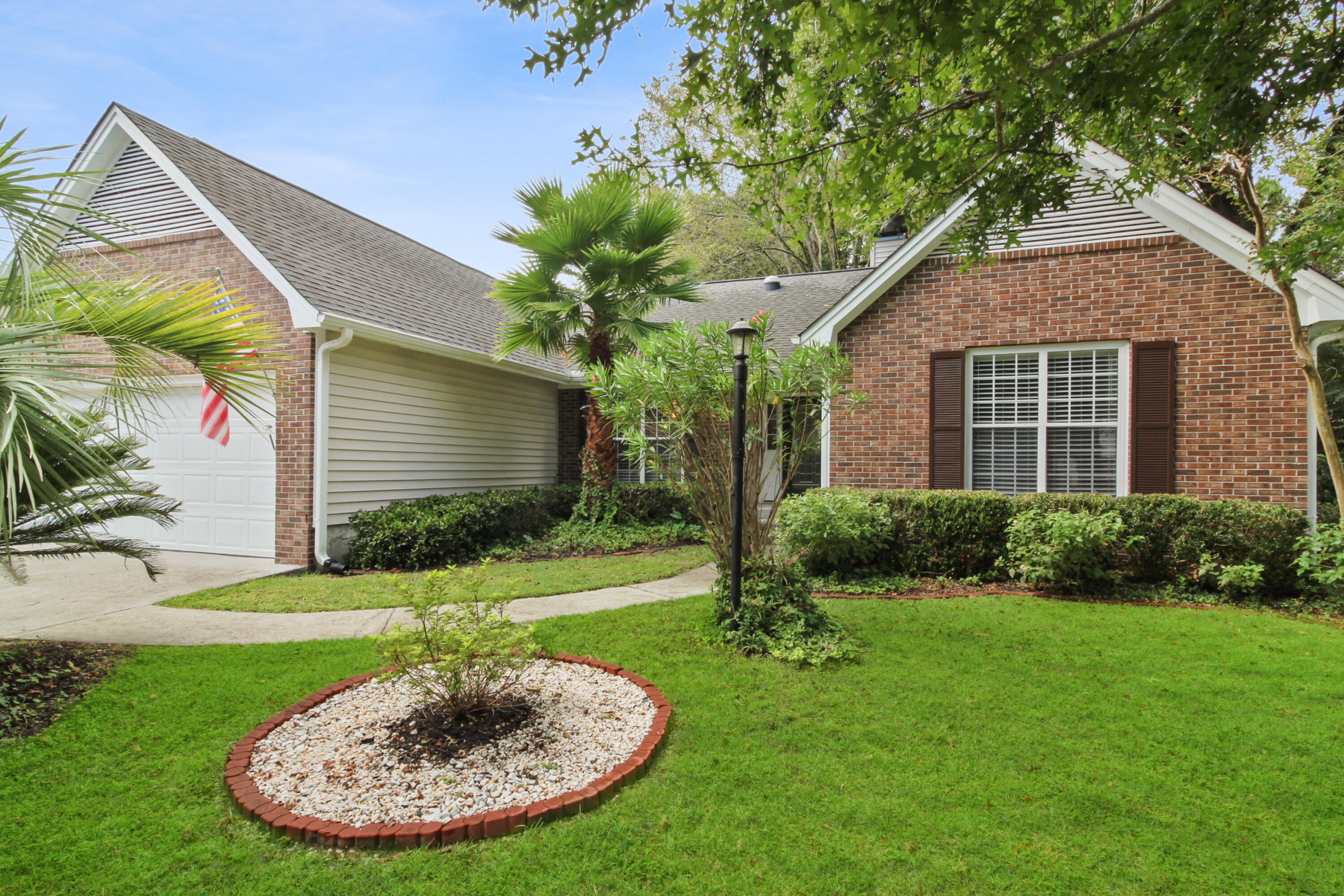Glen Erin Dr, Mount Pleasant, SC 29464