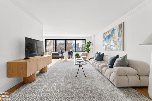 10b-205 W End Ave, New York, NY, 10023-4809 | Card Image