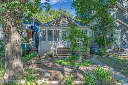 2223 Toronto St, Regina, SK, S4P1N5 | Card Image
