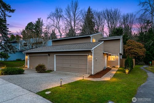 13324 Ne 138th Pl, Kirkland, WA, 98034-5520 | Card Image