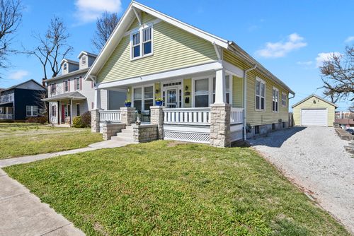 823 W Walnut Street, Springfield, MO, 65806 | Card Image