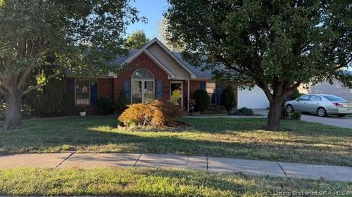 3421 Gander Dr, Jeffersonville, IN, 47130-8190 | Card Image