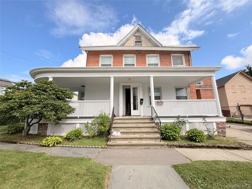 84-82-84 Montgomery St, Middletown, NY, 10940-4023 | Card Image
