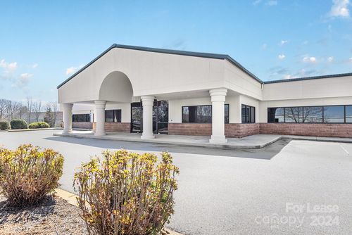 unit-400-2 Trident Dr, Arden, NC, 28704-7744 | Card Image