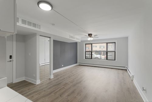 apt-104-6007 N Kenmore Ave, Chicago, IL, 60660-3929 | Card Image