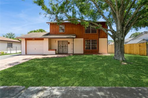 7317 W Pocahontas Ave, Tampa, FL, 33634-4700 | Card Image