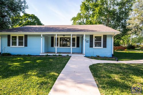 305 Santa Fe Trl, Overbrook, KS, 66524-5000 | Card Image