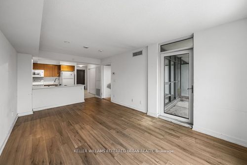 315-8 Trent Ave, Toronto, ON, M4C0A6 | Card Image