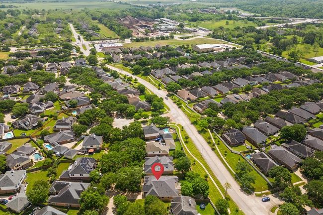 342 Silver Creek Cir, House other with 3 bedrooms, 3 bathrooms and null parking in Richmond TX | Image 39