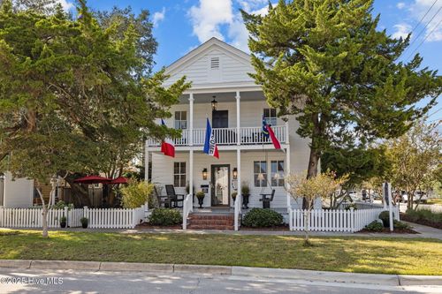 217 Turner St, Beaufort, NC, 28516-2140 | Card Image