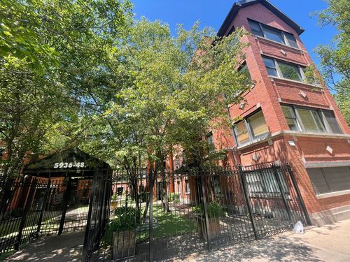 unit-2e-5940 S King Dr, Chicago, IL, 60637-1357 | Card Image